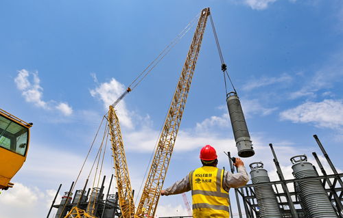 鄂爾多斯 光伏裝備制造產(chǎn)業(yè)基地建設(shè)熱潮涌動